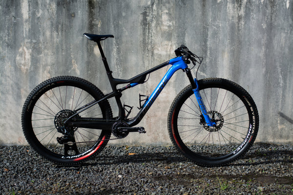 LA PIERRE | XR 9.9