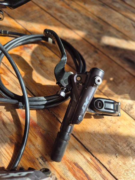 SHIMANO | DEORE XT BR M8120 4 PISTON HYDRAULIC BRAKES