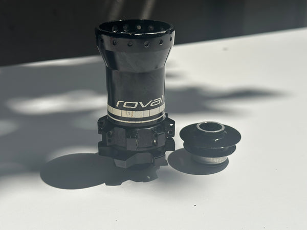 ROVAL | Front Hub 100 x 15mm - 32H - 6 Bolts